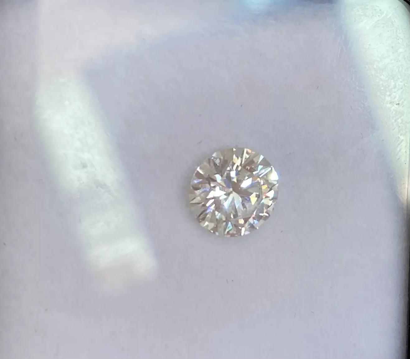 Brilliant cut certified diamond